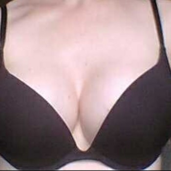 Nawel - Travestiet à Epse Profil de Nawel, 30 ans, Travestiet à Epse (Gelderland)